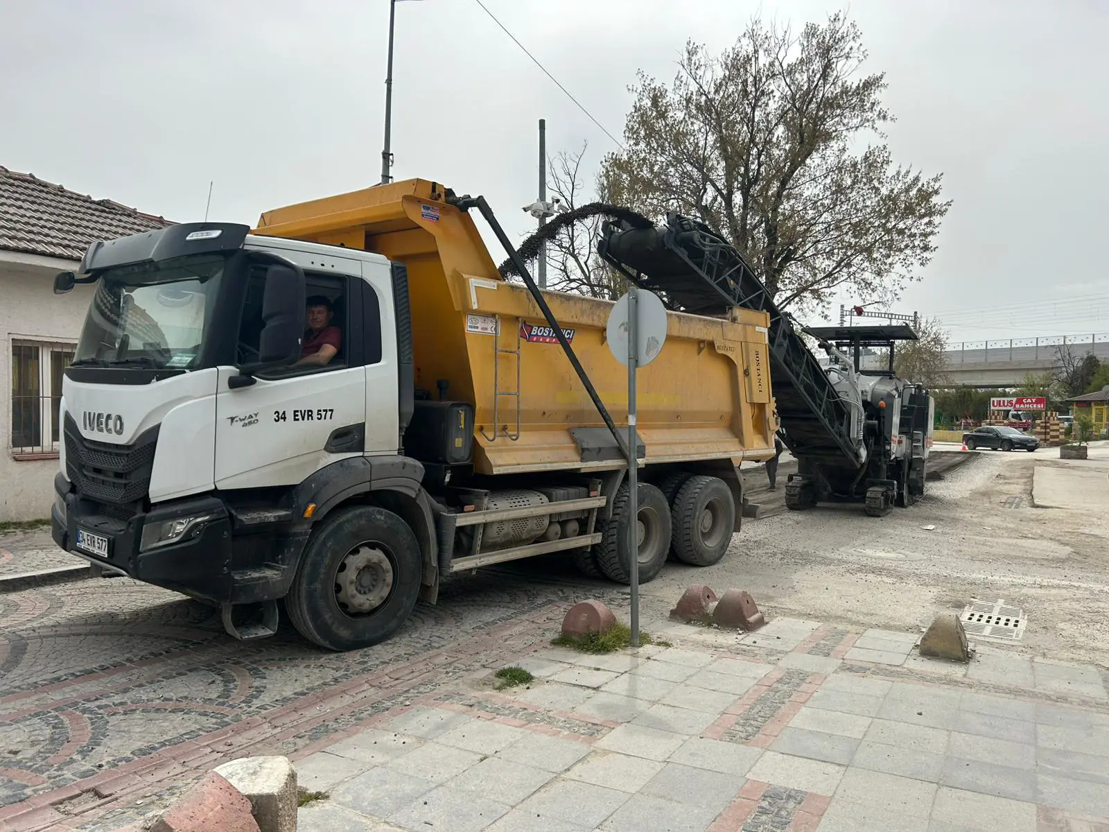 KALEİÇİ’NDE ÜSTYAPI ÇALIŞMALARI BAŞLADI galeri görseli